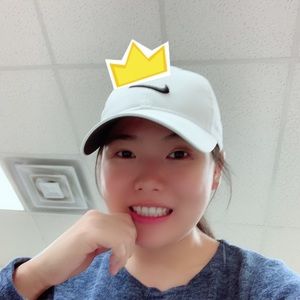 Meet your Posher, Lili